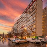 Berceni, Piata Resita, 3 camere, 73 mp total, centrala proprie, loc parcare